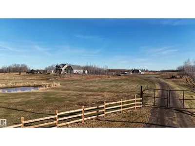 Interior photo 2 of 210-50125 RGE RD 233