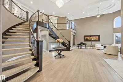 Interior photo 2 of #410 23033 WYE RD