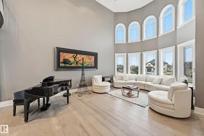 Interior photo 3 of #410 23033 WYE RD