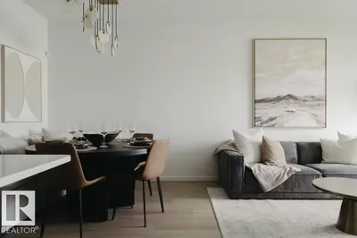 Interior photo 2 of 284 Chappelle Drive SW