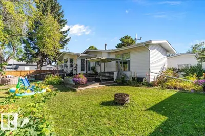 Interior photo 1 of 8 BEAVERHILL DR