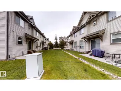 Interior photo 4 of #18 12050 17 AV SW