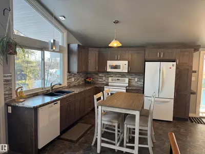 Interior photo 3 of 4707 53 ST