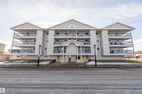 #101 4812 51 AV, Stony Plain - $169,900