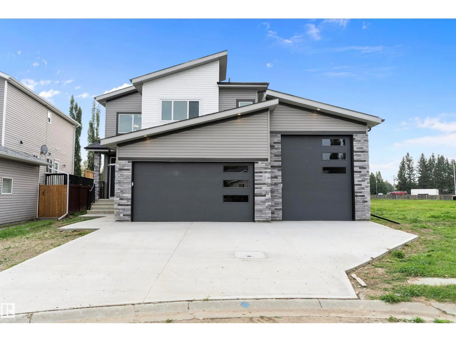 5020 50 ST, Calmar - 3 bedroom Detached Single Family for sale