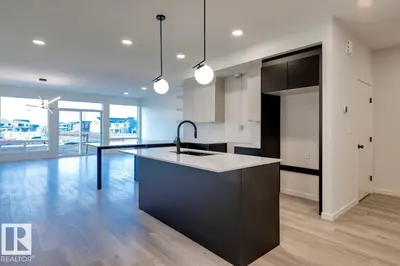 Interior photo 1 of 308 30 ST SW