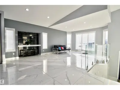 Interior photo 2 of 4409 44 ST