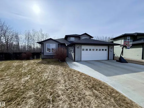 5605 48 AV, St. Paul Town - $449,900