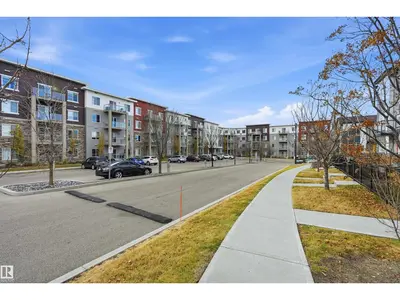 Interior photo 3 of #414 812 WELSH DR SW