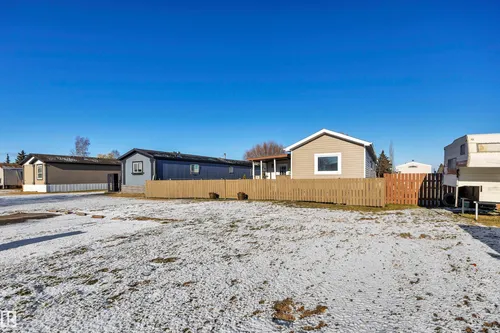 48 Calmar Mobile Home Park, Calmar - $154,000