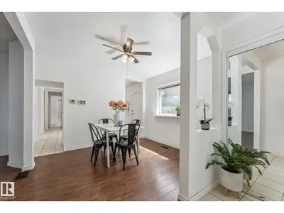 Interior photo 3 of 11211 93 ST NW