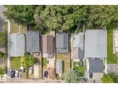 Interior photo 1 of 11211 93 ST NW