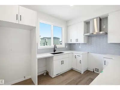 Interior photo 4 of 7102 50A AV