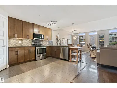 Interior photo 2 of #101 5151 WINDERMERE BV NW