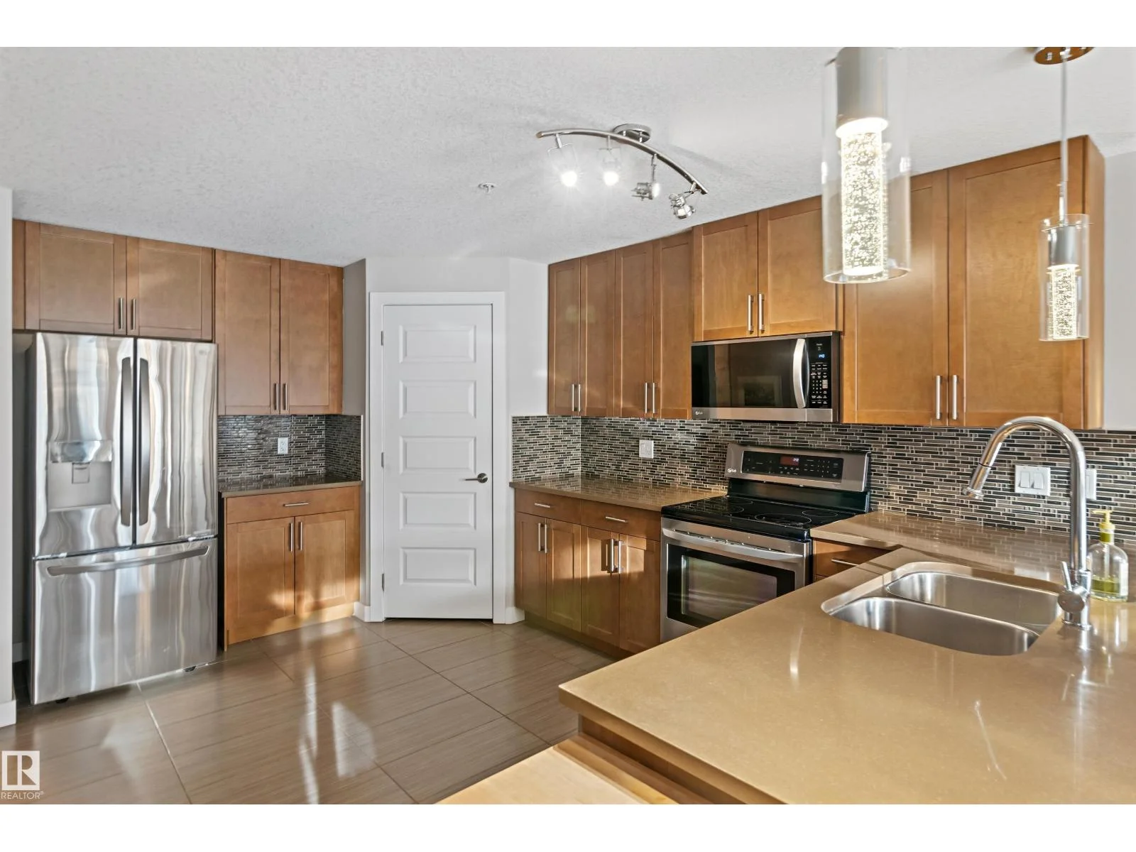 #101 5151 WINDERMERE BV NW, Edmonton - 2 bedroom Apartment for sale