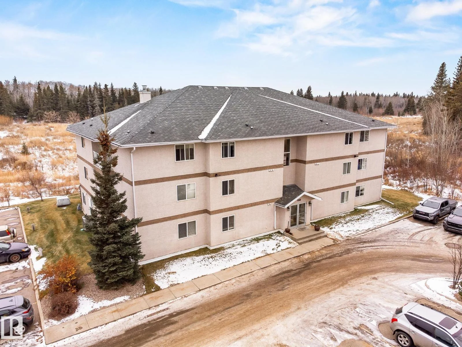 #2202 901 16 ST, Cold Lake - 3 bedroom Apartment for sale