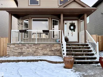 Interior photo 1 of 4129 43 AV