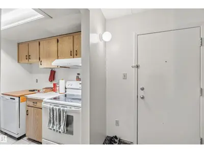 Interior photo 3 of #202 11026 106 ST NW