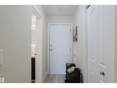 Interior photo 4 of #109 530 WATT BV SW