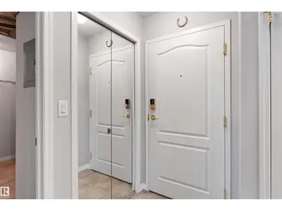 Interior photo 2 of #112 237 YOUVILLE DR E NW