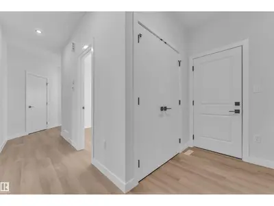 Interior photo 3 of 236 Crystal Creek DR