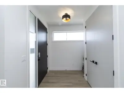 Interior photo 2 of 4541 KNIGHT WD SW