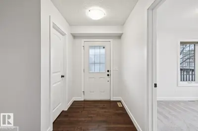 Interior photo 2 of 323 AVENA LI