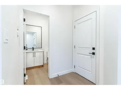 Interior photo 3 of 20 AXELWOOD CR