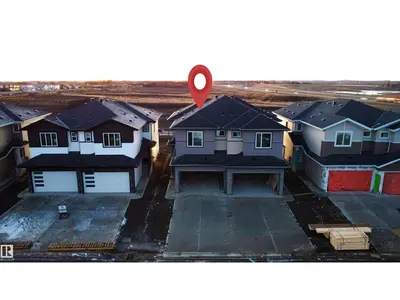 Interior photo 1 of 20 AXELWOOD CR