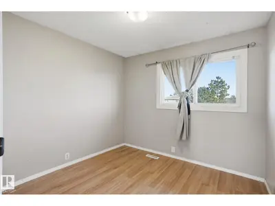 Interior photo 4 of 18024 93 AV NW