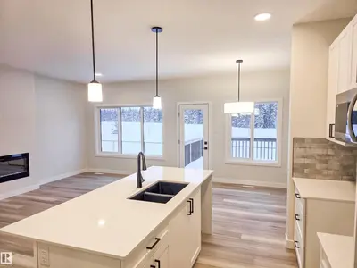 Interior photo 3 of 135 HILTON CV