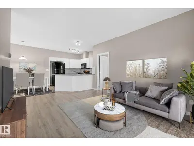 Interior photo 4 of #225 226 MACEWAN RD SW