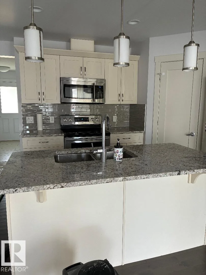 2433 GLENRIDDING BV SW, Edmonton - 3 bedroom Residential Attached for sale