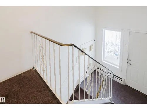 3917/3919 54 ST, Wetaskiwin - $369,980