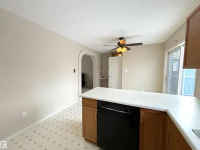 Interior photo 3 of #124 1670 JAMHA RD NW