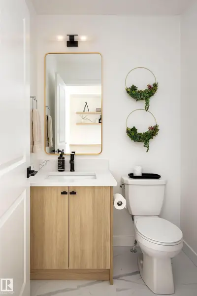 Interior photo 4 of 5824 KOOTOOK LINK LI SW