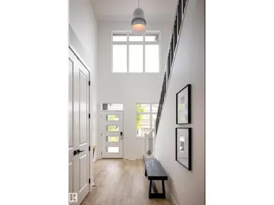 Interior photo 1 of 5824 KOOTOOK LINK LI SW