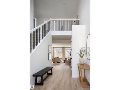 Interior photo 2 of 5824 KOOTOOK LINK LI SW