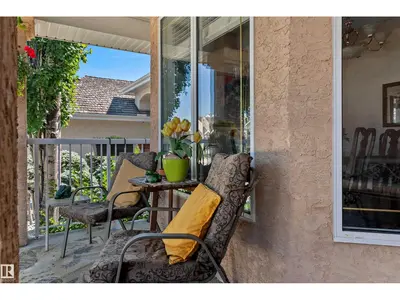 Interior photo 4 of 617 DALHOUSIE CR NW