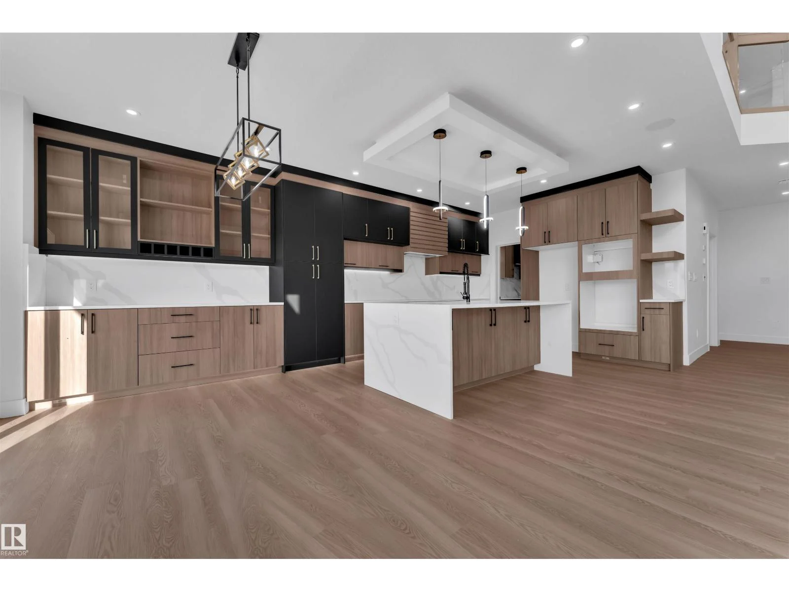 176 CALEDON CR, Spruce Grove - 7 bedroom Detached Single Family for sale