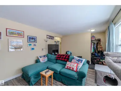 Interior photo 4 of 4913 46 ST