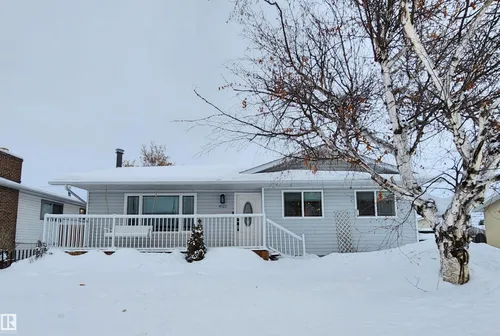 4522 46 AV, St. Paul Town - $275,000