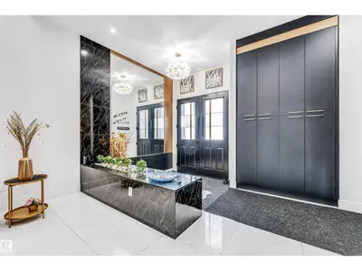 Interior photo 1 of 2123 18 AV NW