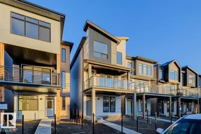 Interior photo 1 of 7539 KLAPSTEIN LINK LI SW