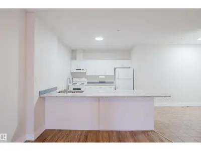 Interior photo 4 of #506 9919 105 ST NW