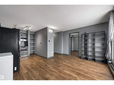 Interior photo 2 of #1702 10150 117 ST NW