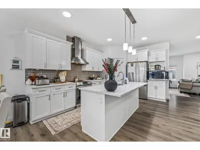 Interior photo 4 of 34 EDEN LI