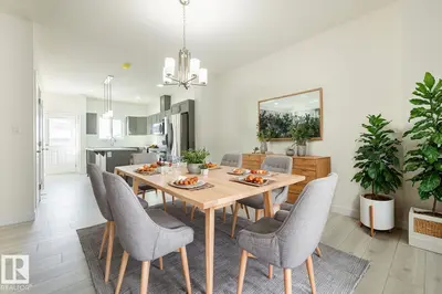 Interior photo 4 of 29 Renwyck PL