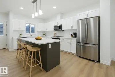 Interior photo 4 of 1296 KESWICK DR SW