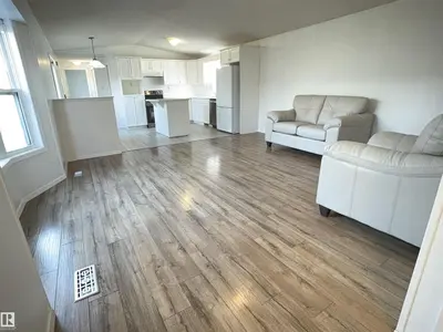 Interior photo 2 of #1220 53222 Range Road 272